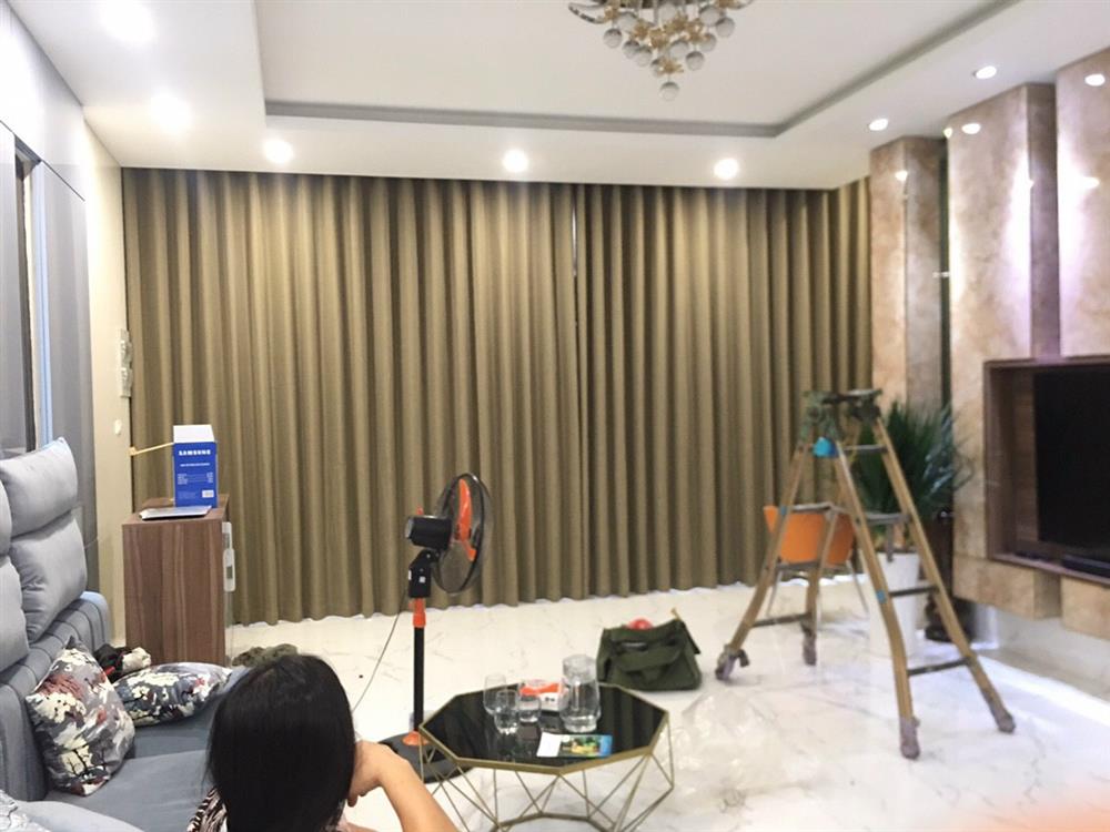 lắp rèm phòng khách