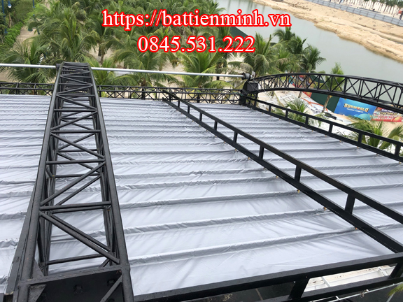 Sự khác nhau giữa mái bạt lượn sóng với các loại bạt che nắng mưa khác?