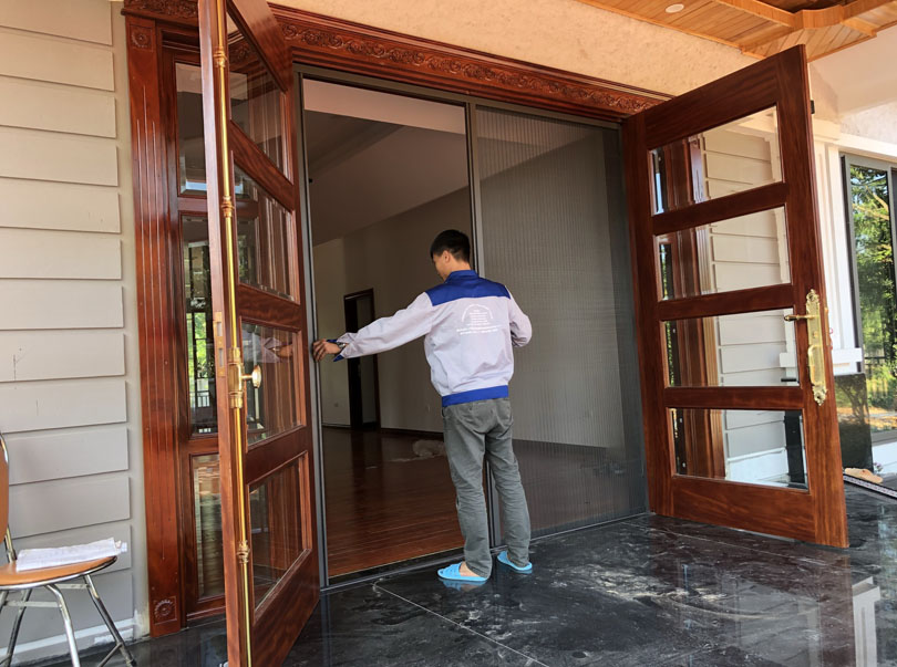 Xưởng sản xuất cửa chống muỗi tại Hà Nội